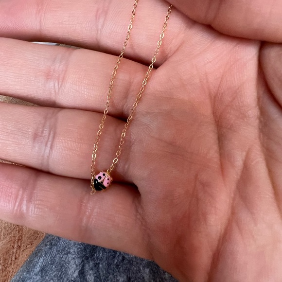 Solid 18K Yellow Gold Ladybug Beautiful Necklace 16" - Picture 7 of 14